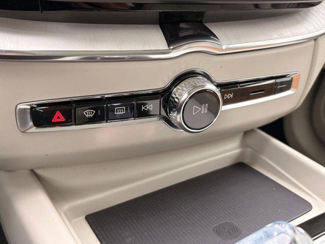 new 2026 Volvo XC60 Plug-In Hybrid car, priced at $75,235