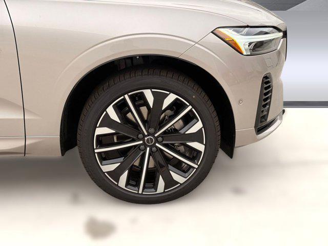 new 2026 Volvo XC60 Plug-In Hybrid car, priced at $75,235