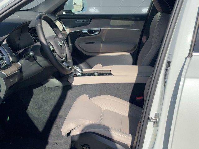 new 2026 Volvo XC90 car, priced at $75,155