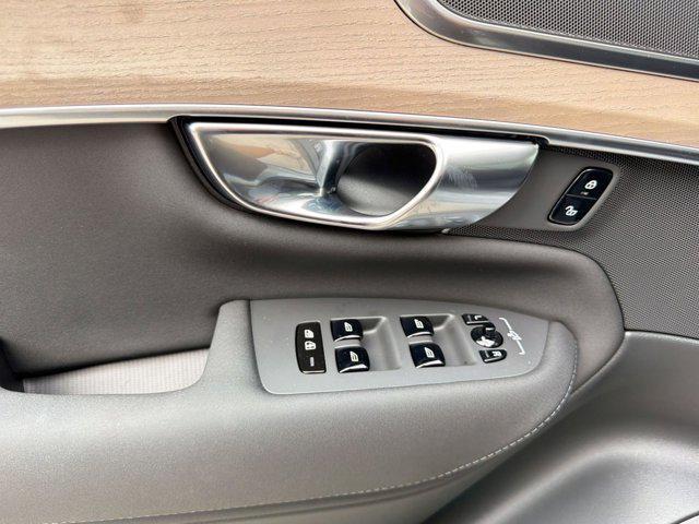 new 2026 Volvo XC90 Plug-In Hybrid car, priced at $73,458