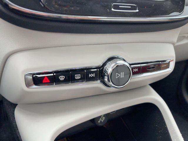 new 2026 Volvo XC40 car, priced at $50,260