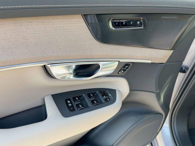 new 2026 Volvo XC90 car, priced at $71,825