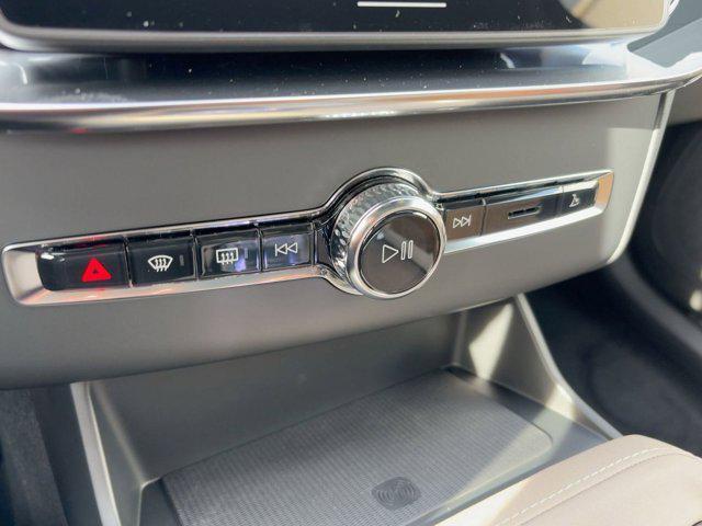 new 2026 Volvo XC90 Plug-In Hybrid car, priced at $80,655