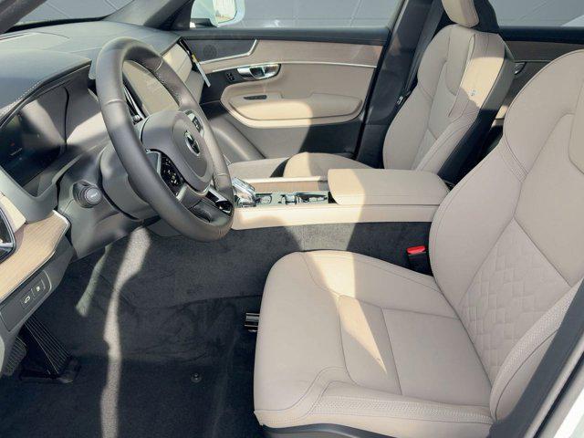 new 2026 Volvo XC90 Plug-In Hybrid car, priced at $80,655