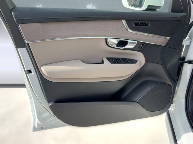 new 2026 Volvo XC90 Plug-In Hybrid car, priced at $80,655