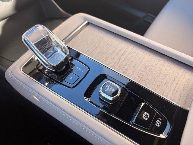 new 2026 Volvo XC90 car, priced at $71,825