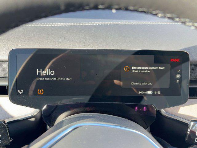 new 2025 Volvo EX90 car, priced at $78,381