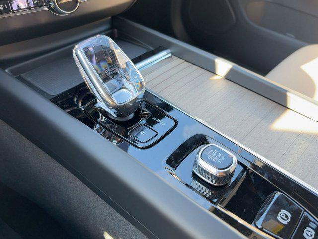 new 2026 Volvo XC60 car, priced at $58,435