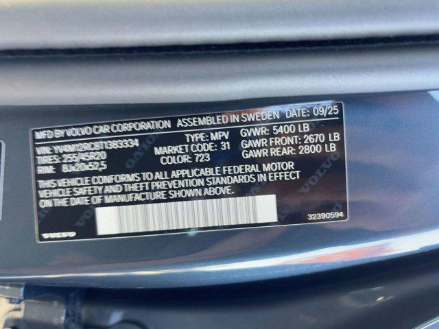 new 2026 Volvo XC60 car, priced at $58,435