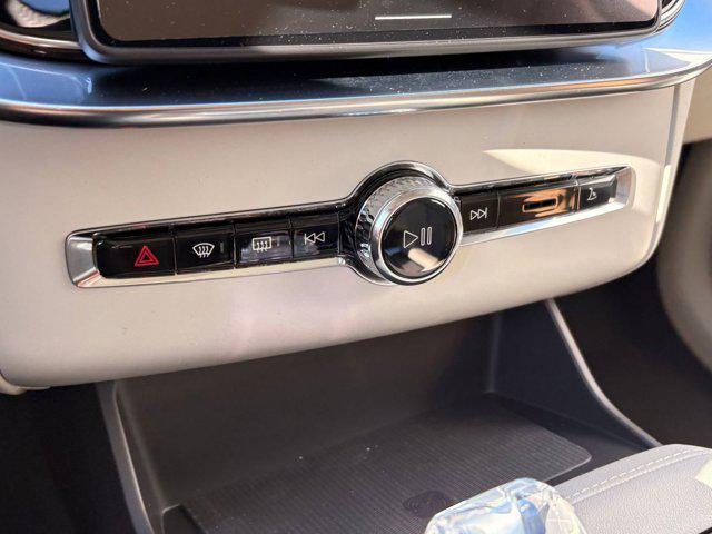 new 2026 Volvo XC90 car, priced at $75,155