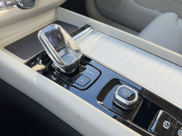 new 2026 Volvo XC60 car, priced at $64,055