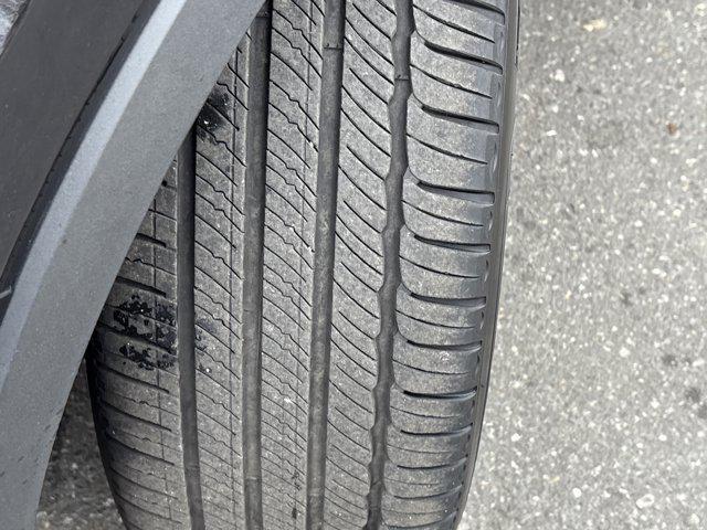 used 2025 Volvo XC40 car, priced at $29,900