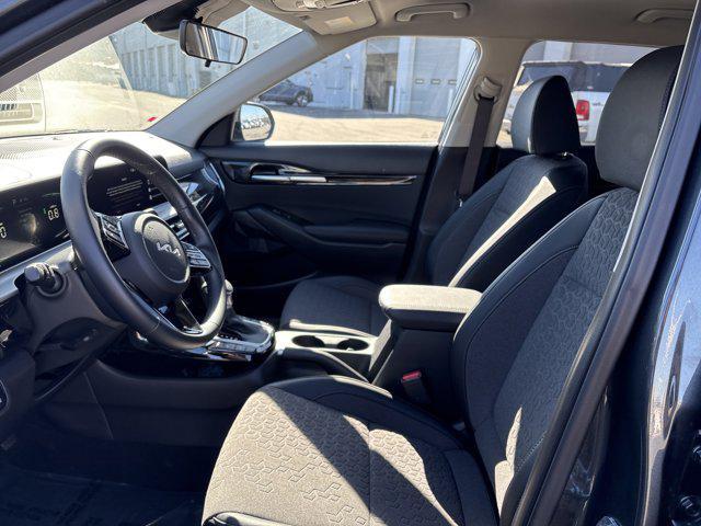 used 2025 Kia Seltos car, priced at $25,491