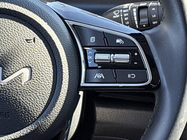 used 2025 Kia Seltos car, priced at $25,491