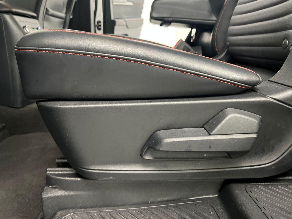 used 2025 Ford Explorer car, priced at $37,920