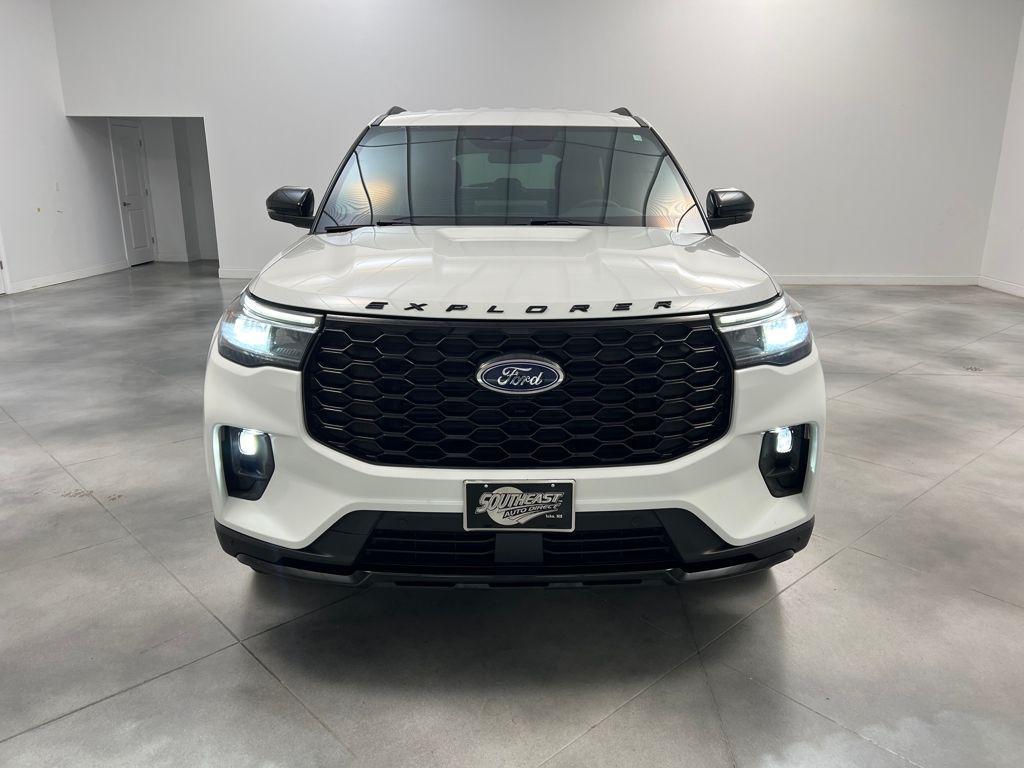 used 2025 Ford Explorer car, priced at $37,920
