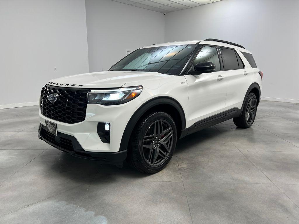 used 2025 Ford Explorer car, priced at $37,920