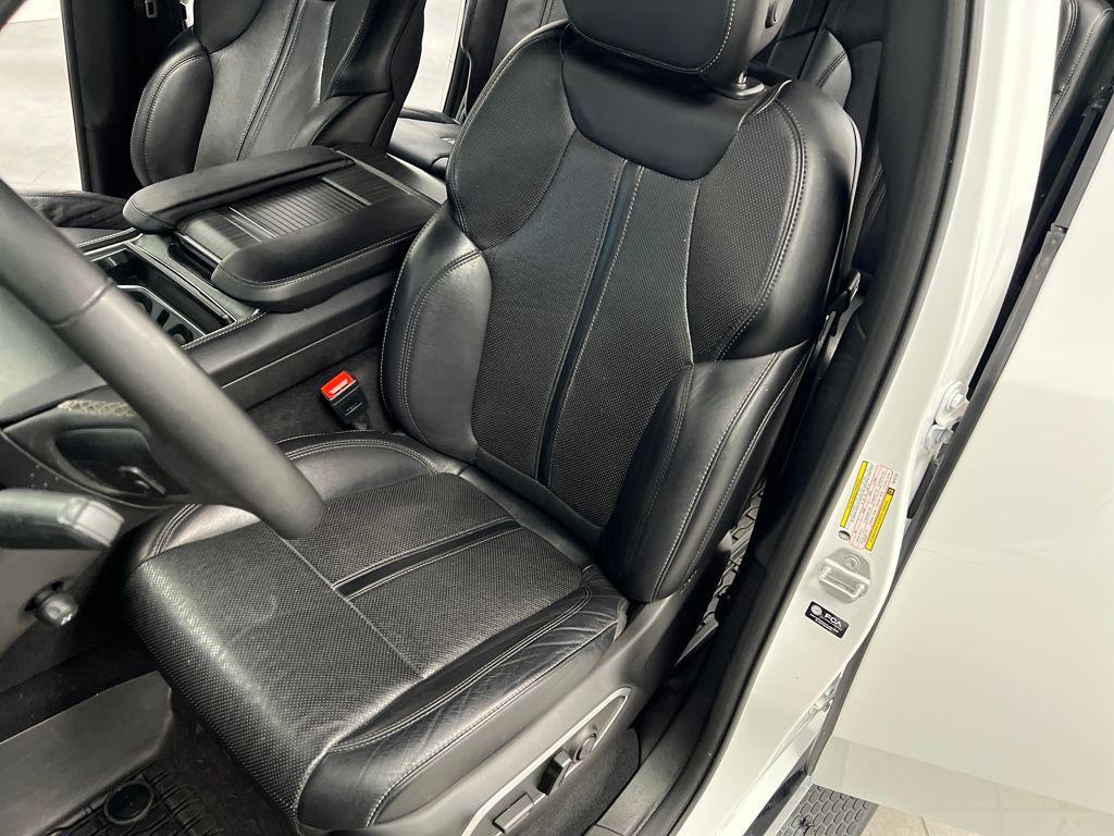 used 2024 Jeep Wagoneer L car, priced at $41,994