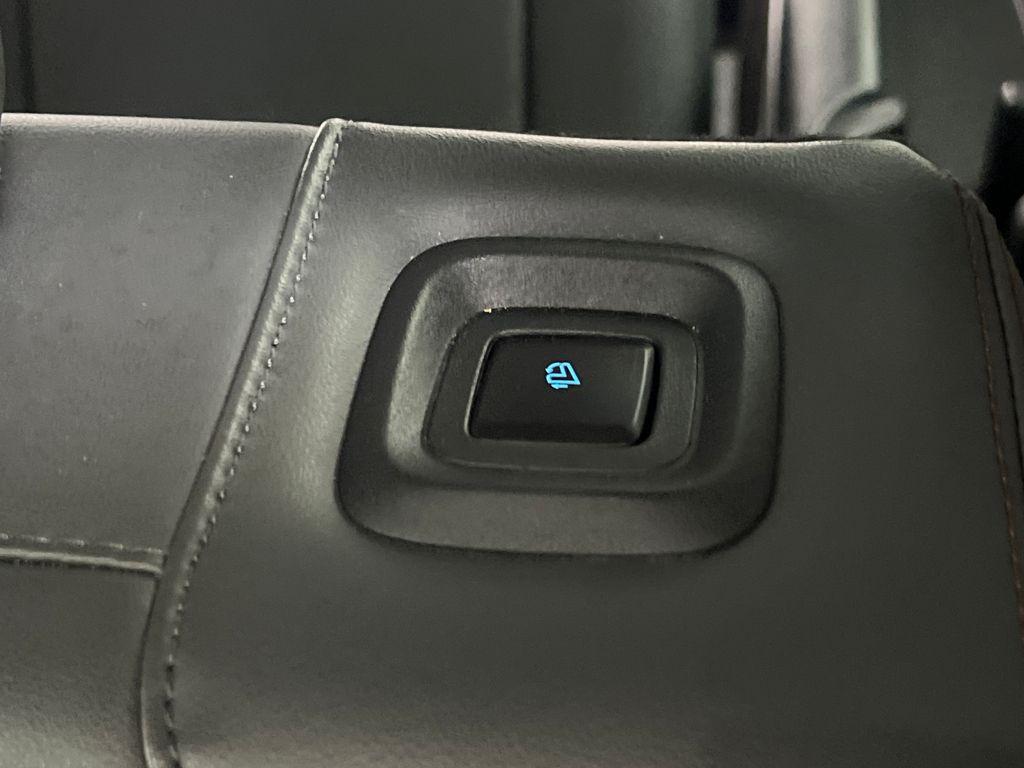 used 2025 Ford Expedition Max car, priced at $64,989