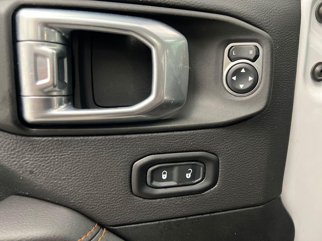 used 2021 Jeep Gladiator car, priced at $33,589