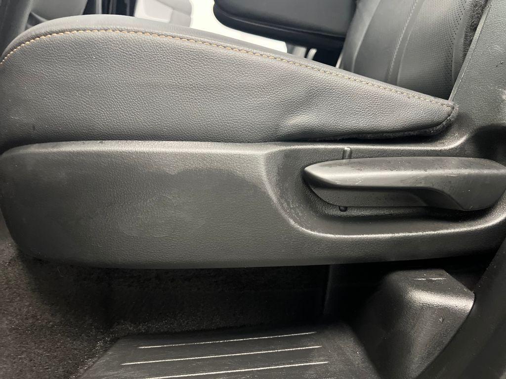 used 2025 Mazda CX-90 car, priced at $30,789