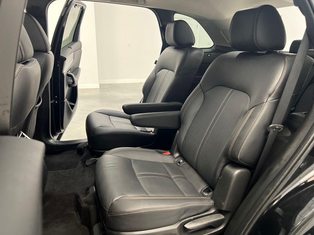 used 2025 Mazda CX-90 car, priced at $30,789