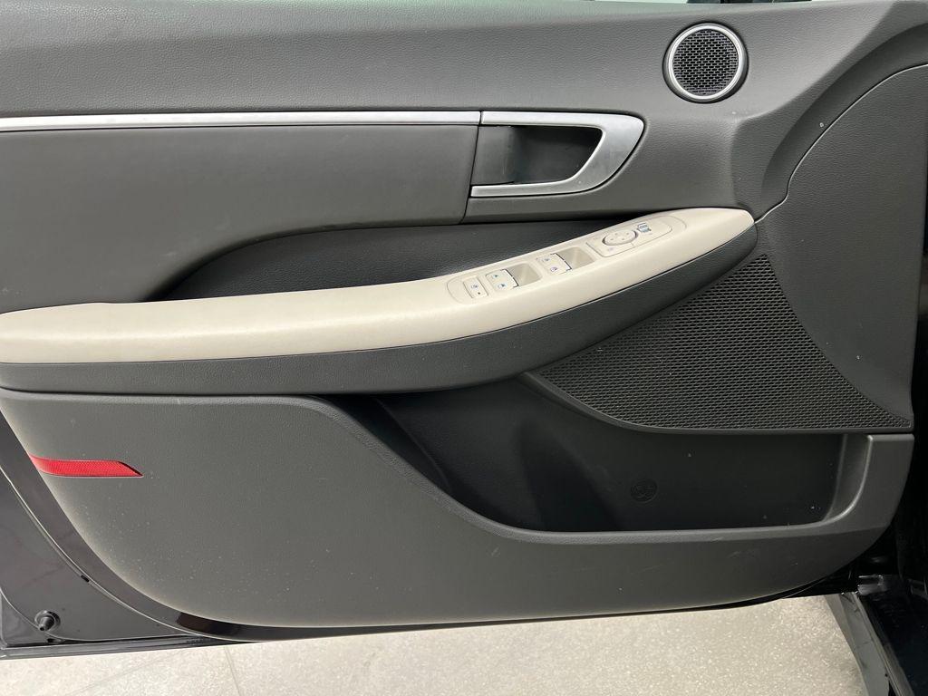 used 2025 Hyundai Sonata car, priced at $22,489