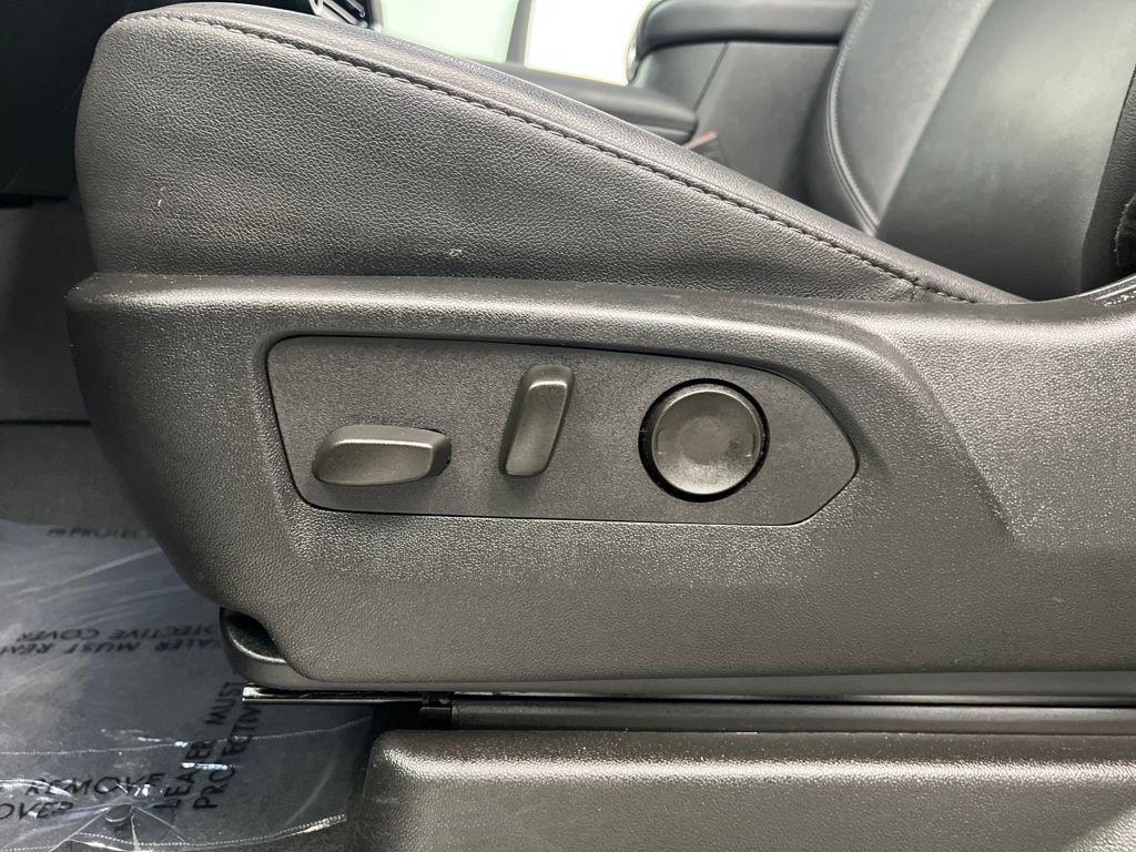 used 2025 Chevrolet Tahoe car, priced at $67,989