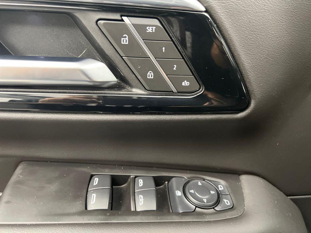 used 2025 Chevrolet Tahoe car, priced at $67,989