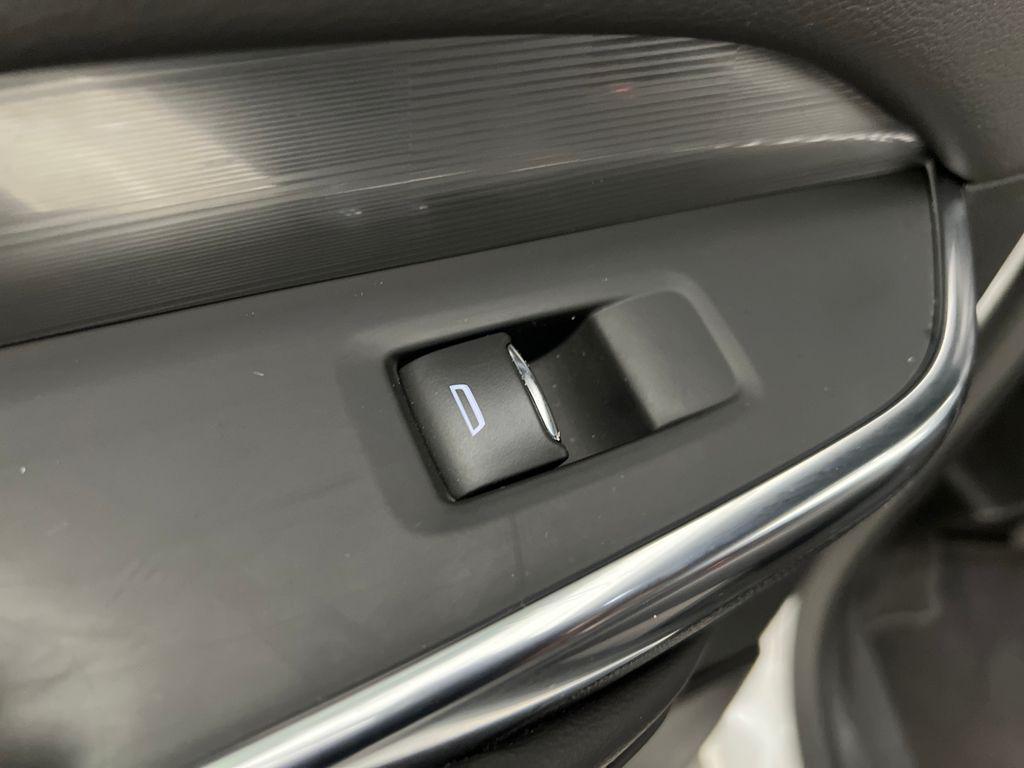 used 2024 Cadillac XT4 car, priced at $27,597