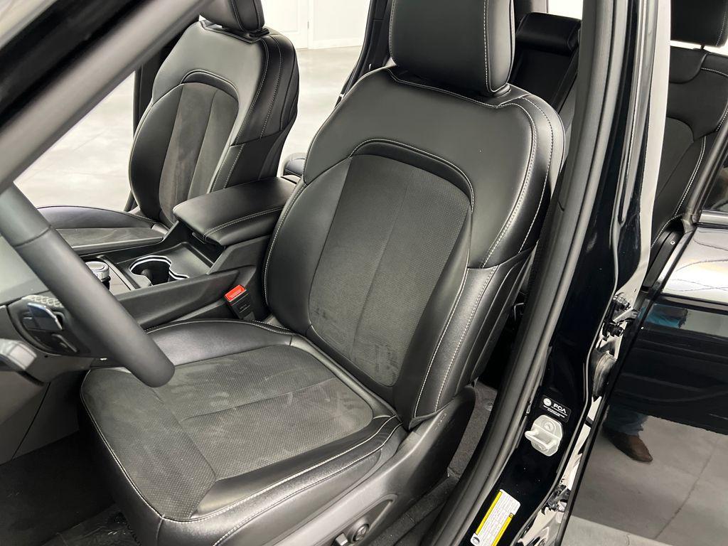 used 2024 Jeep Grand Cherokee car, priced at $28,797