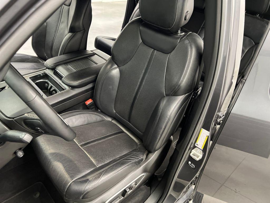 used 2024 Jeep Wagoneer L car, priced at $37,989