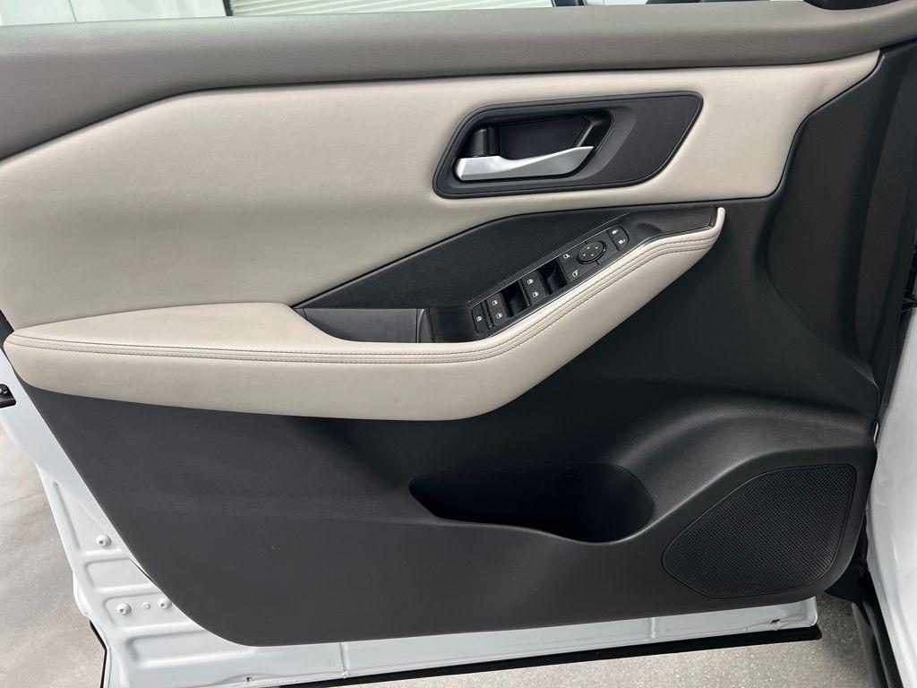 used 2025 Nissan Rogue car, priced at $21,689