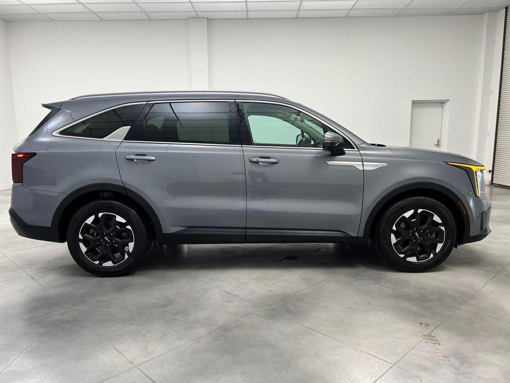 used 2024 Kia Sorento car, priced at $24,698