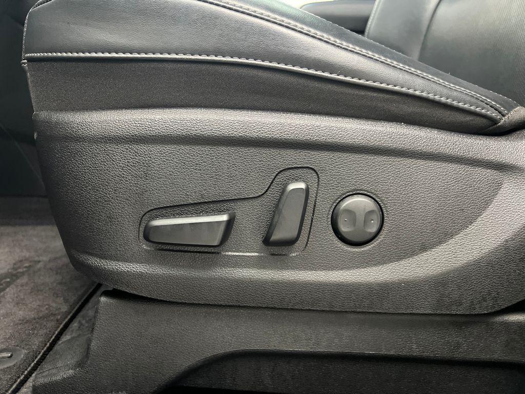 used 2025 Kia Telluride car, priced at $35,889