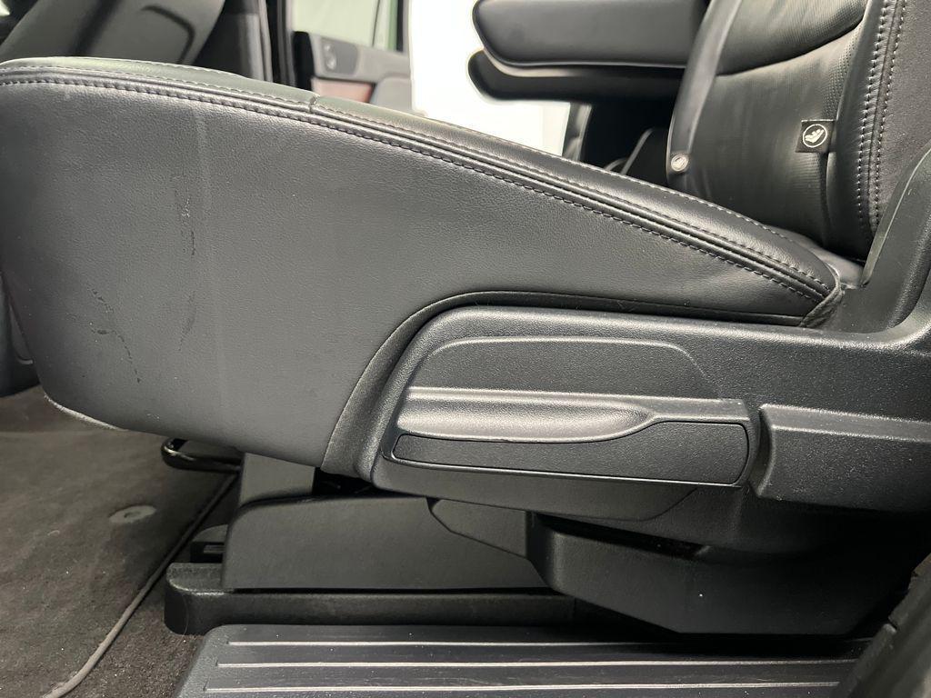 used 2024 Lincoln Navigator car, priced at $60,989