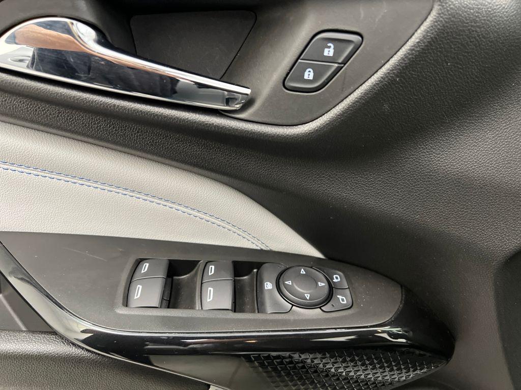 used 2025 Chevrolet Trax car, priced at $20,589