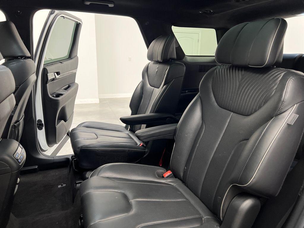 used 2024 Hyundai Palisade car, priced at $35,689