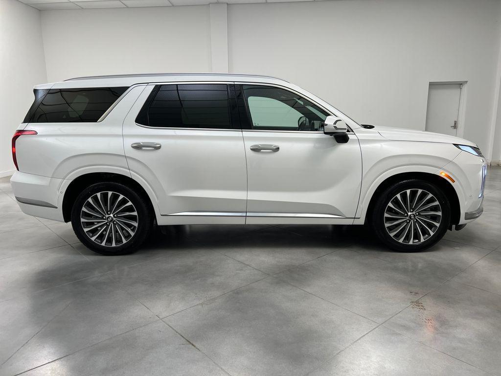 used 2024 Hyundai Palisade car, priced at $35,689