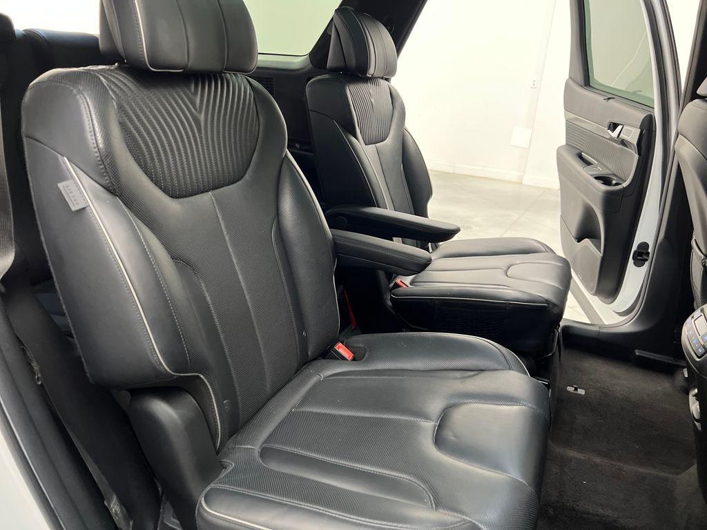 used 2024 Hyundai Palisade car, priced at $35,689