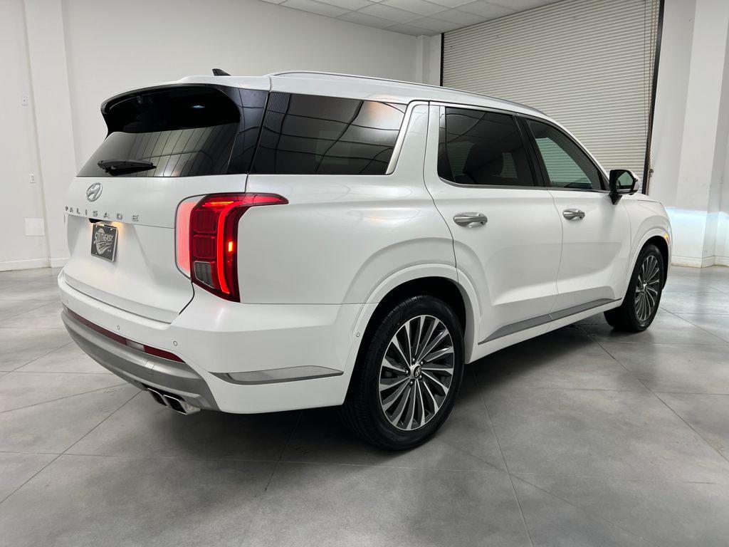 used 2024 Hyundai Palisade car, priced at $35,689