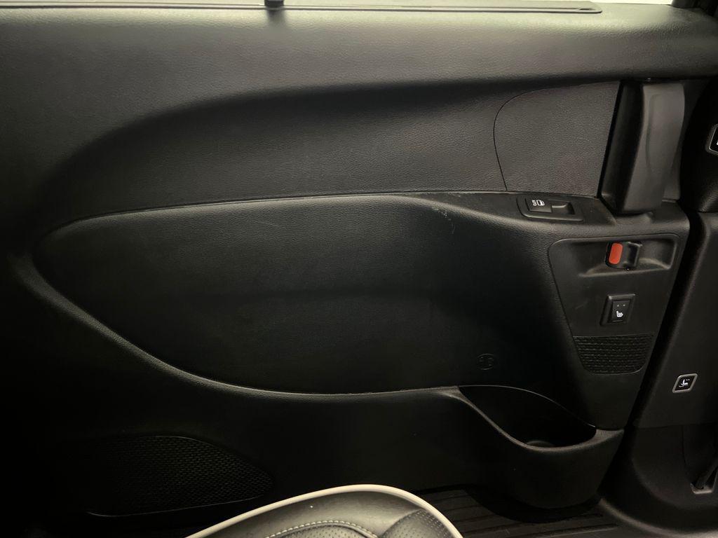 used 2025 Chrysler Pacifica car, priced at $37,389