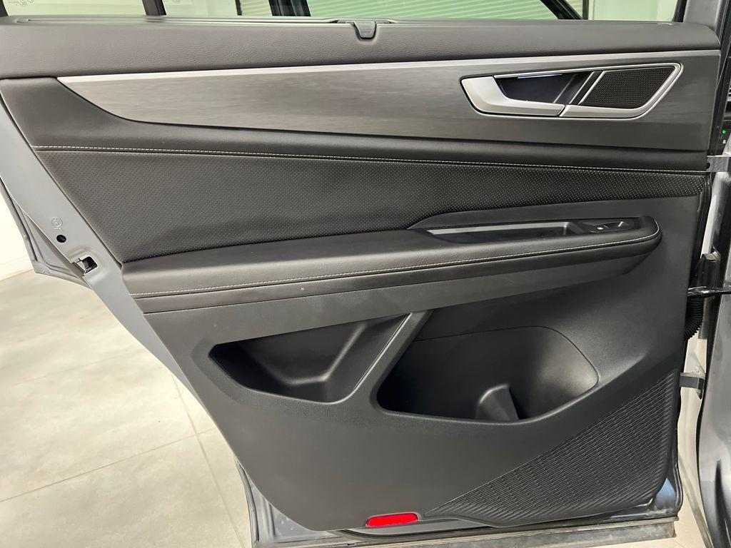 used 2024 Volkswagen Atlas Cross Sport car, priced at $26,979