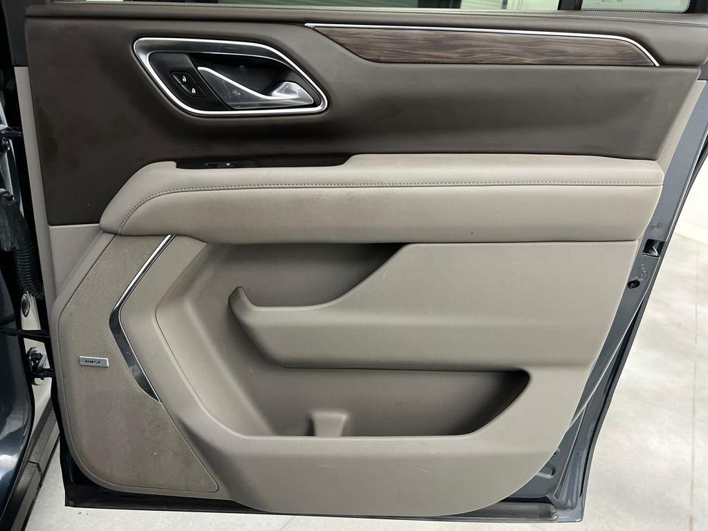 used 2021 Chevrolet Suburban car, priced at $32,489