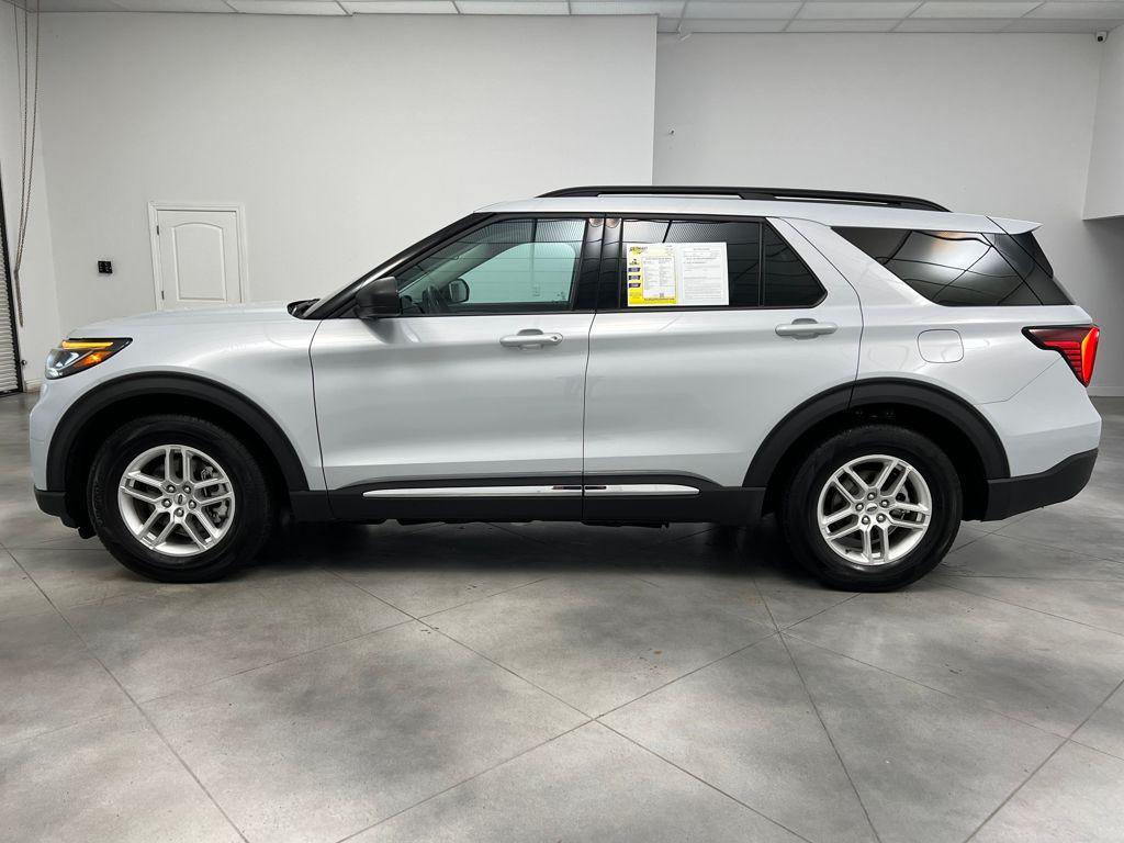 used 2025 Ford Explorer car, priced at $35,789