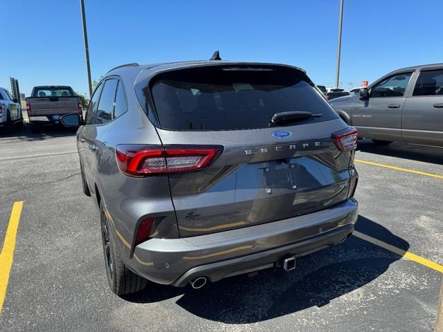 used 2023 Ford Escape car, priced at $29,990