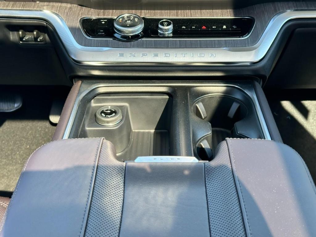 new 2026 Ford Expedition Max car, priced at $87,951