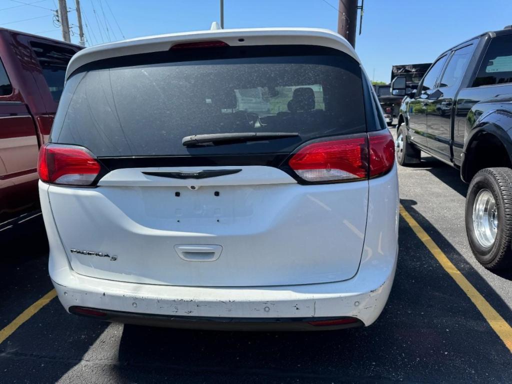 used 2018 Chrysler Pacifica car, priced at $20,733