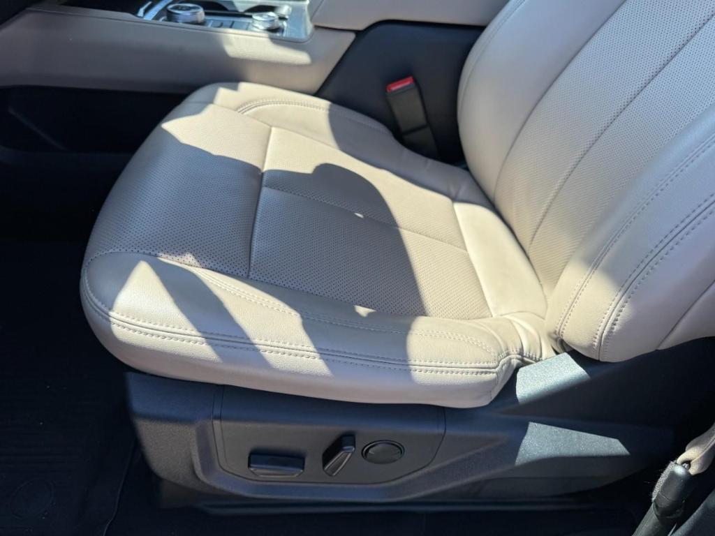 used 2024 Ford Expedition Max car, priced at $44,227