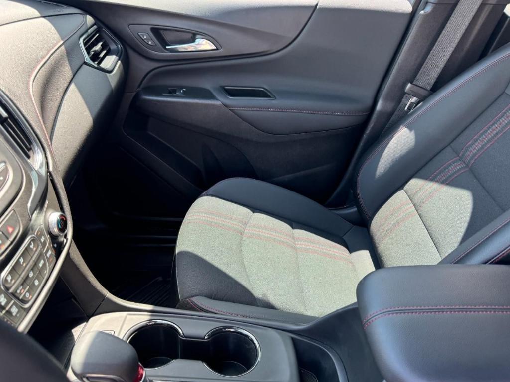 used 2024 Chevrolet Equinox car, priced at $26,944